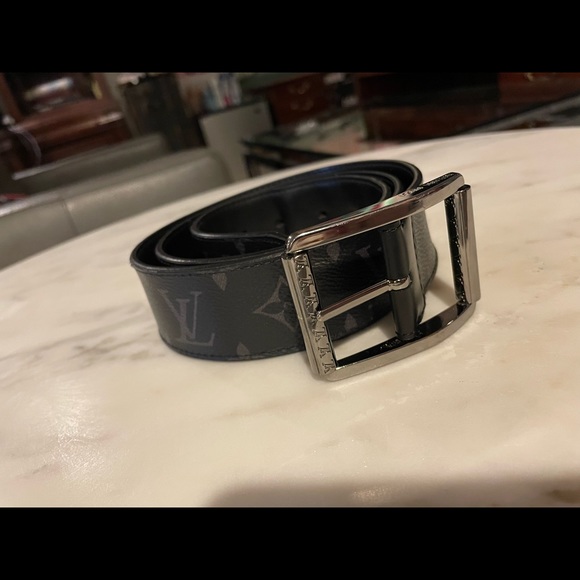 Black monogram LV belt - Picture 2 of 4
